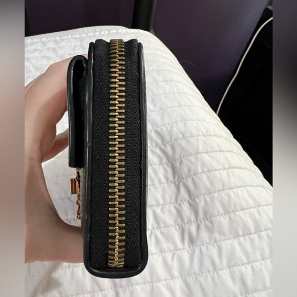 Chloe Black and Cream Long Wallet - Picture 5 of 6